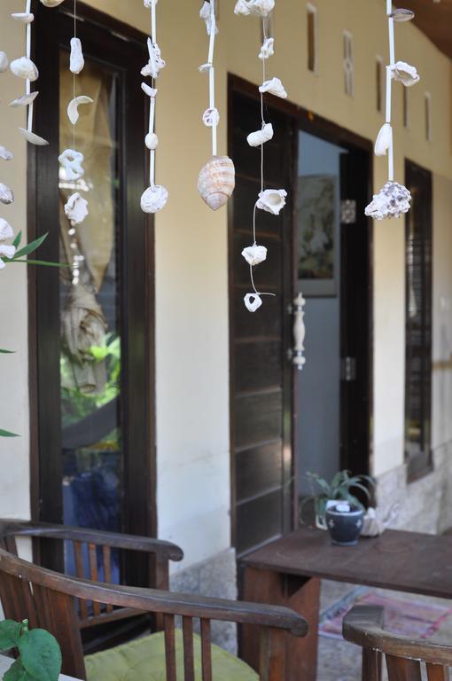Three Little Birds Homestay Gili Trawangan Exteriör bild
