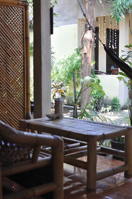 Three Little Birds Homestay Gili Trawangan Exteriör bild