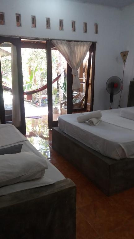 Three Little Birds Homestay Gili Trawangan Exteriör bild